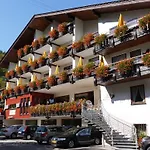 Ringhotel Sonnenhof 호텔