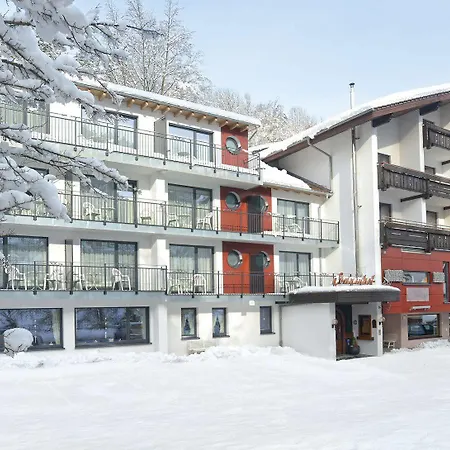 Flair Sonnenhof Hotel 4*
